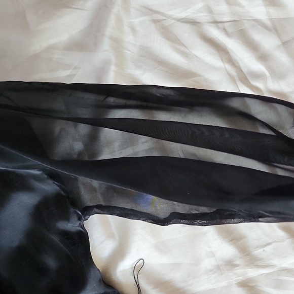 Vintage Lisa Michaels Black Velvet & Satin Evening Dress, Size 10, $55 - Picture 11 of 14